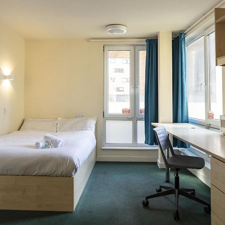 Burley Road Aparthotel Leeds  Eksteriør bilde